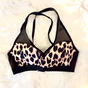 Victoria's Secret Incredible Medium Support Plunge Sports Bra 32B